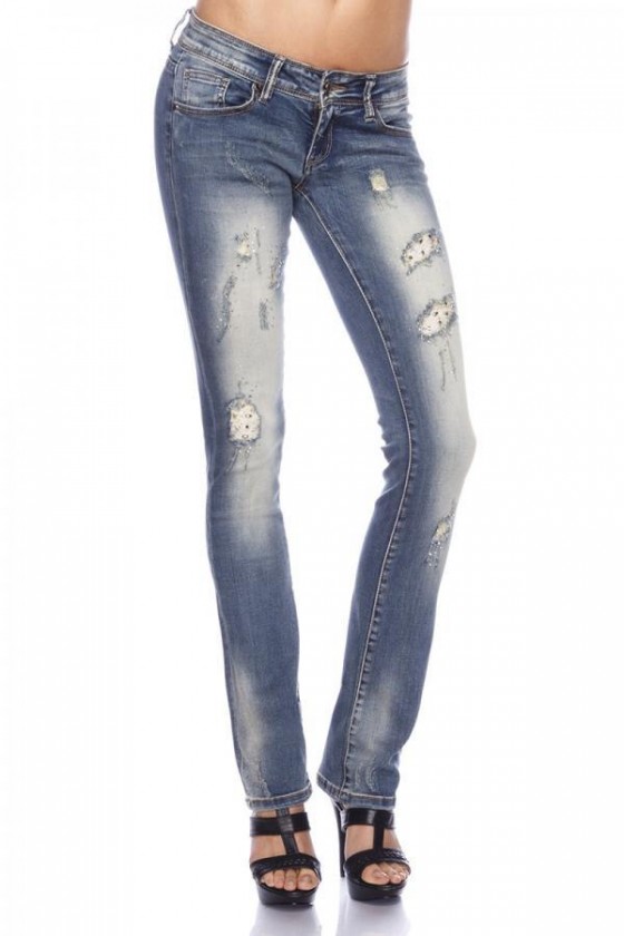 Jeans mit Strasssteinen